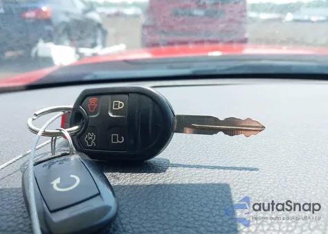 2014 Ford Mustang V6 из США, поврежденный, VIN 1ZVBP8EM4E5201342